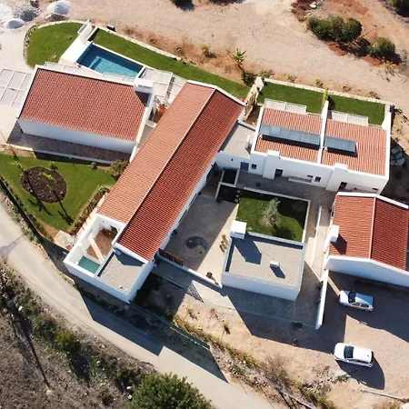 Alma Do Campo Bed & Breakfast