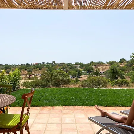 Bed & Breakfast Alma Do Campo *
