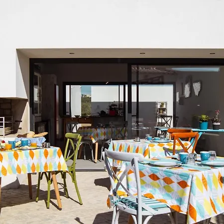 Bed & Breakfast Alma Do Campo *